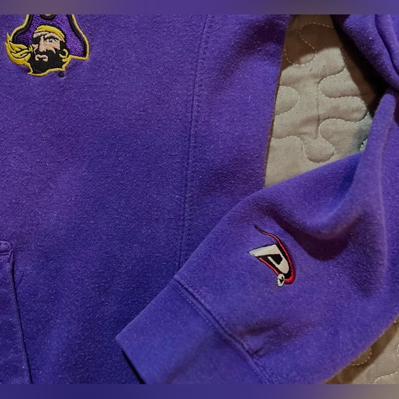 East Carolina University Pirates • Hooded Sweatshirt • Sz Medium - Picture 2 of 3